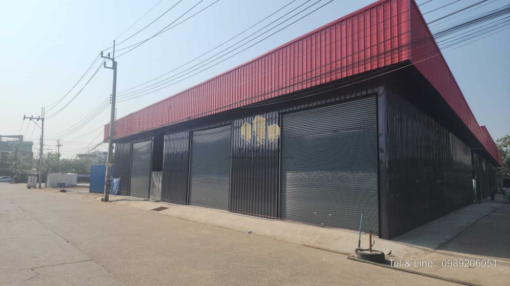 For RentWarehouseBang kae, Phetkasem : Warehouse for rent, Phutthamonthon Sai 1, Phasi Charoen District, Bangkok, area 160-220 sq m.