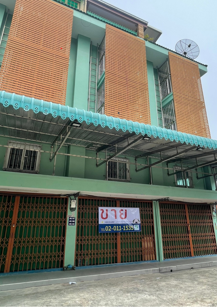 For SaleTownhouseThaphra, Talat Phlu, Wutthakat : Sell!! Shophouse Wutthakat 36 (3 units) (sell by owner)