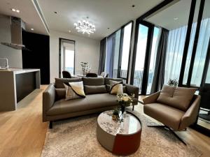 For RentCondoWitthayu, Chidlom, Langsuan, Ploenchit : Condo 3 bedrooms for rent and sale in Chidlom