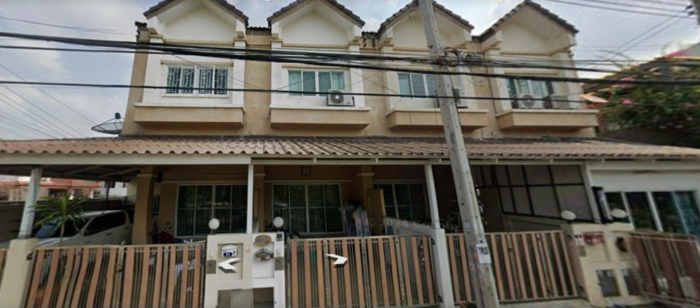 For SaleTownhouseBang Sue, Wong Sawang, Tao Pun : Split-level townhouse for sale Sirichai 5 Project, Phase 2, Soi Pibulsongkram 22, near MRT and Si Rat Expressway, only 15 minutes.