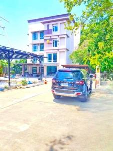 For RentShophouseYothinpattana,CDC : Panya Village MRT Wongwean for rent 4-story commercial building office 297sq.wa. 402sq.m.Fashion Is