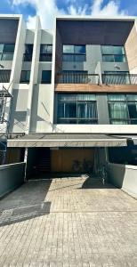 For RentTownhouseRama3 (Riverside),Satupadit : Townhome for rent, Arden Rama 3 (Arden Rama 3), near King//'s College International School Bangkok, behind the house next to the swimming pool. The atmosphere is very pleasant.