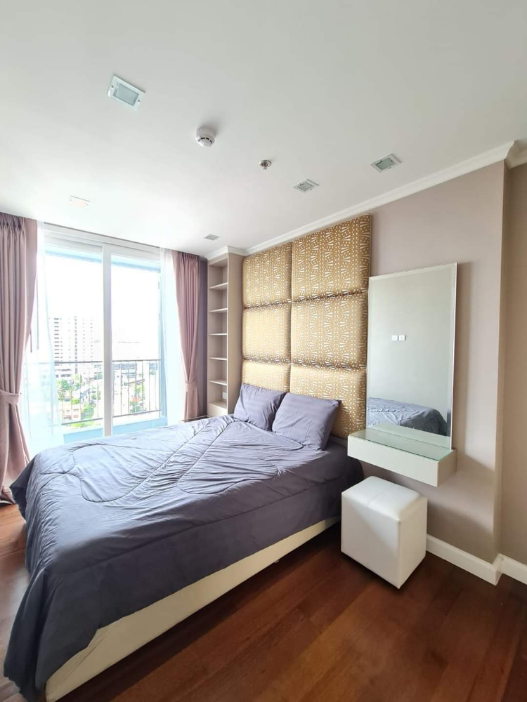 For SaleCondoSamut Prakan,Samrong : Condo for sale: The Metropolis @ Bts Samrong Interchange, Building A, 11th floor, 2 bedrooms, 1 bathroom, city view, size 52.00 sq m.