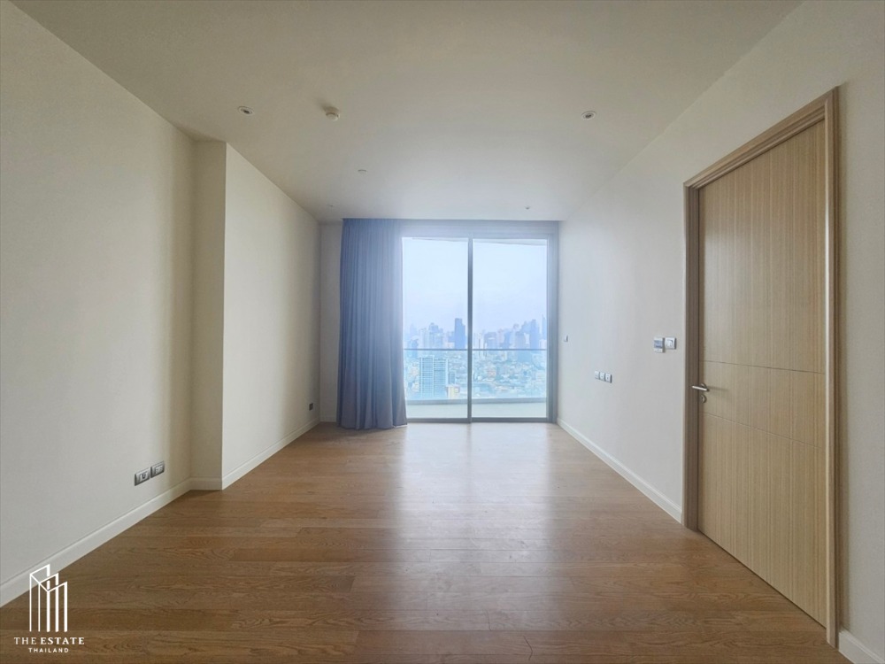 For SaleCondoWongwianyai, Charoennakor : Magnolias Waterfront Residences for sale, spacious room 66.05 sq m, high floor.