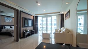 For SaleCondoPattaya, Bangsaen, Chonburi : 2 Bedrooms for Sale in Grand Avenue Residence
