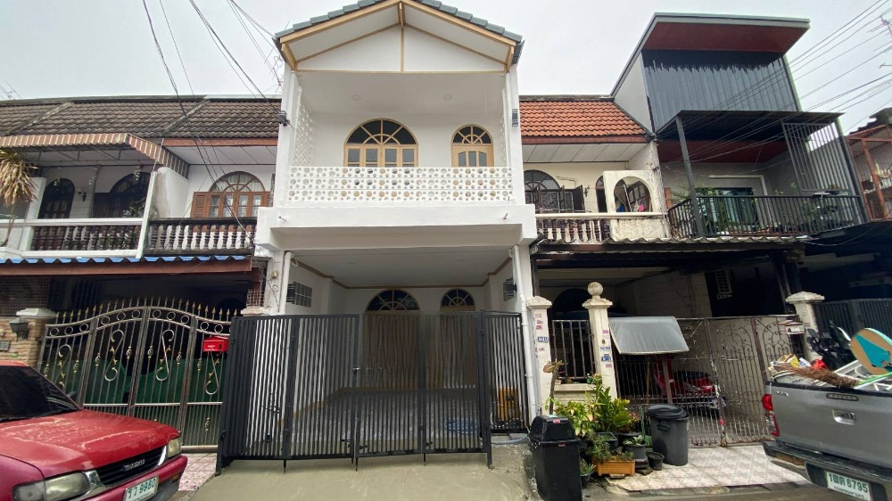 For SaleTownhouseLadprao101, Happy Land, The Mall Bang Kapi : 2-story townhouse for sale, Sena Villa 84 Village, Happyland, near The Mall Bangkapi (N.988)