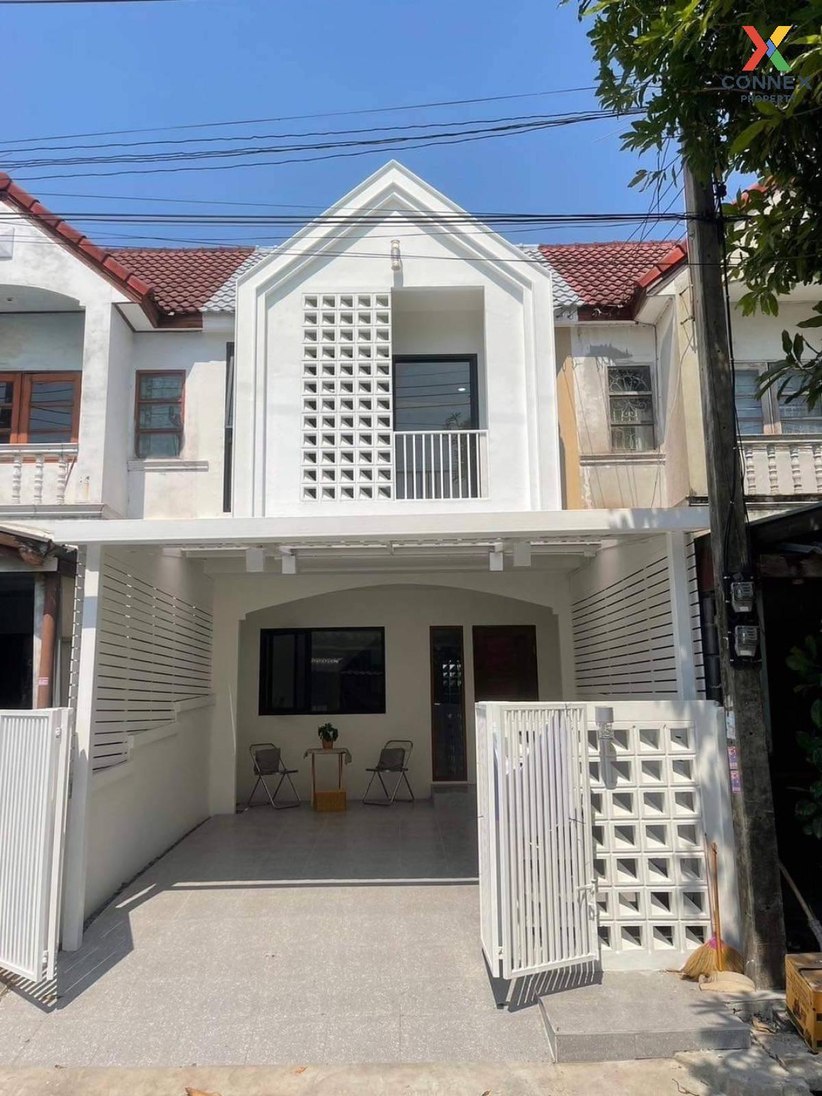 For SaleTownhousePathum Thani,Rangsit, Thammasat : For Sale Townhouse/Townhome  , Sarinya Village , newly renovated , Khlong Song , khlong Luang , Pathum Thani , CX-96691