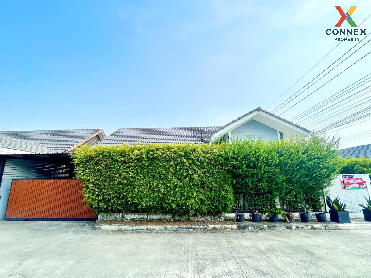 For SaleHousePathum Thani,Rangsit, Thammasat : For Sale House , Baan Subthanee 3 Rangsit - Klong 9 , corner unit , Lam Phak Kut , Thanyaburi , Pathum Thani , CX-97072