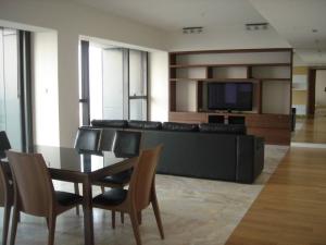 ให้เช่าคอนโดสาทร นราธิวาส : The Met Sathorn - Hight Floor 3 Beds Unit for Rent!