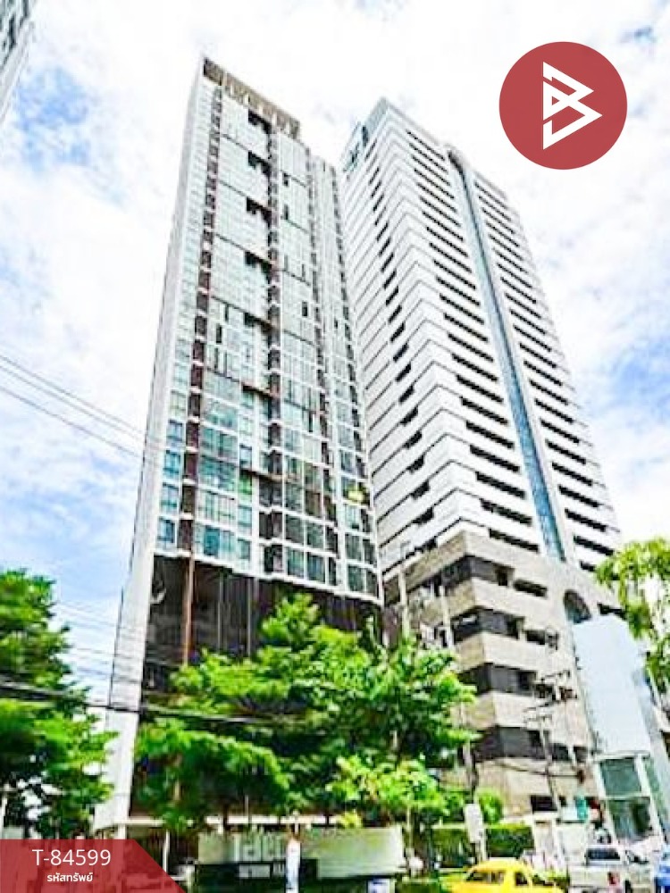 For SaleCondoWongwianyai, Charoennakor : Condominium for sale Ideo Sathorn-Taksin, Khlong San, Bangkok.