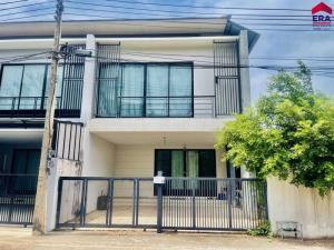 For SaleTownhouseKoh Samui, Surat Thani : 2-story townhome for sale, behind Q Town Village, Kluay Market, Soi Koteng, Wat Pradu.