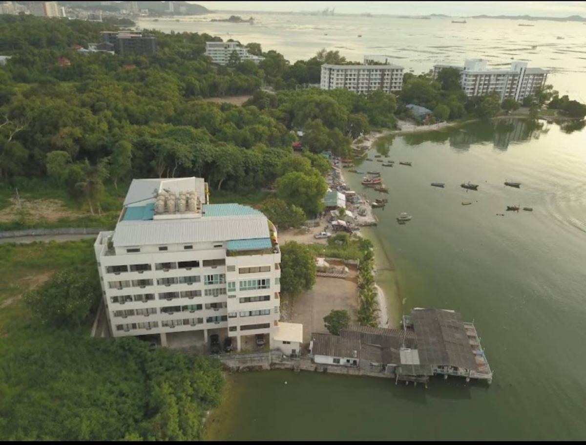 For SaleCondoSriracha Laem Chabang Ban Bueng : Urgent sale!! Condo next to the sea. Price lower than appraisal for Sriracha Bay Condo Project (Sriracha bay condo)