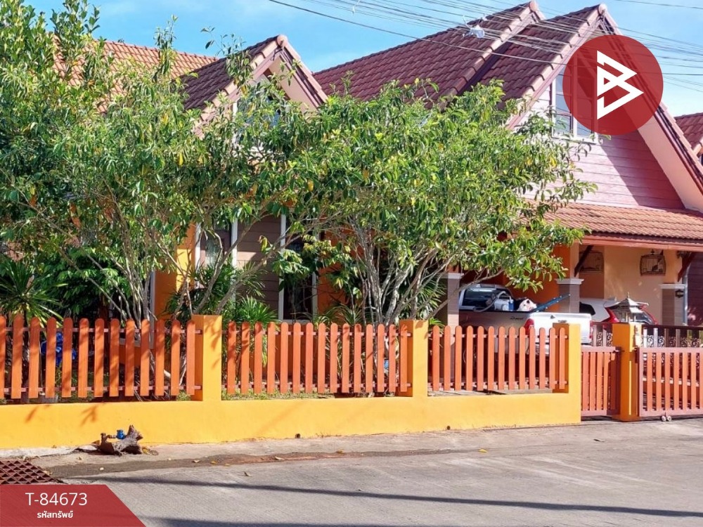 For SaleTownhouseTrang : 2-story townhouse for sale, area 59.7 square meters, Ban Khuan Trang.