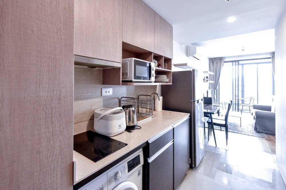 For SaleCondoRatchathewi,Phayathai : 🌆 Prime Bangkok Spot! Luxurious High-Floor Q Chidlom Condo with City Views - For Sale