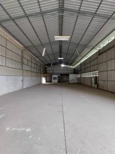 For RentWarehouseNawamin, Ramindra : Warehouse with office for rent, area 1 rai, usable area 1000 sq m, Sai Mai area, Permsin, Watcharaphon, Theparak, rent as is.