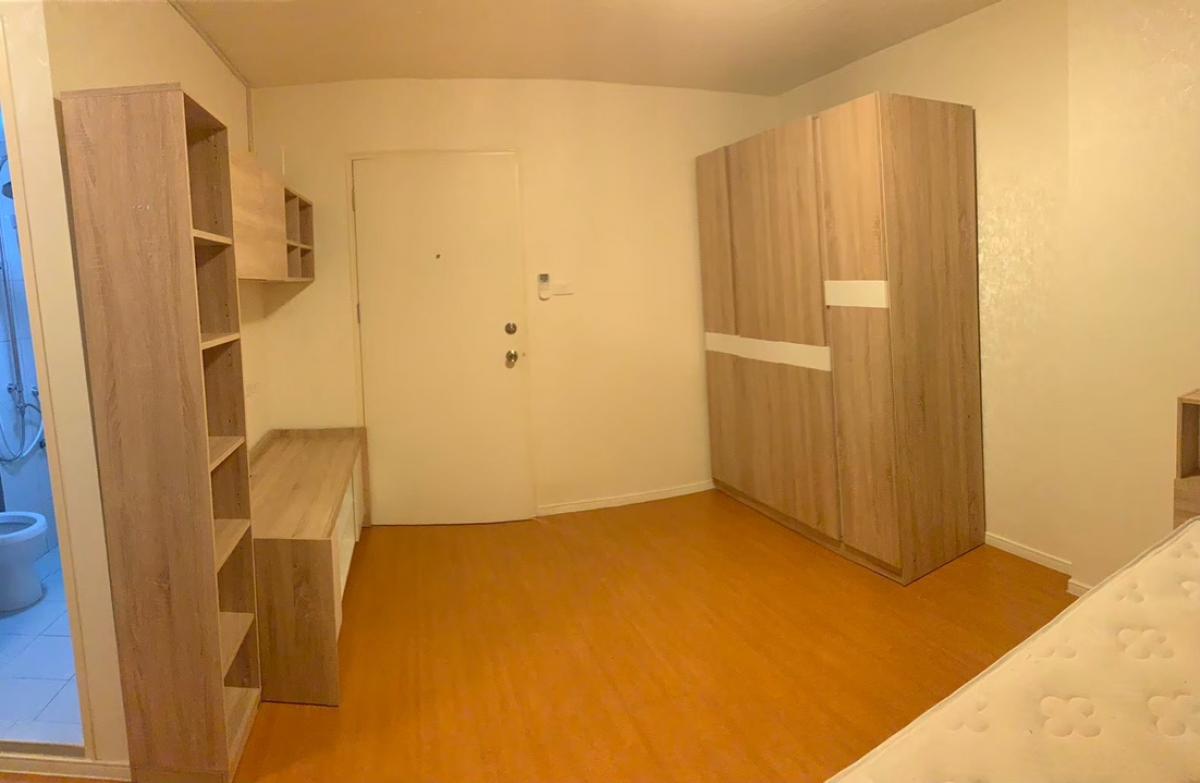 For SaleCondoLadkrabang, Suwannaphum Airport : Urgent sale!! Lumpini Condo Town Romklao-Suvarnabhumi, size 22 sq m., Building B3, 5th floor, beautiful room, complete with furniture + electrical appliances.