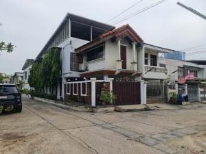 For RentTownhouseBangna, Bearing, Lasalle : Townhouse for rent, corner, 2 floors, area 23 square meters, Siang Son Niwet Village, 3 bedrooms, Bang Na Nuea Subdistrict, Bang Na District, Bangkok