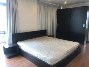 For SaleCondoSilom, Saladaeng, Bangrak : Condo for sale Chewathai Silom Surawong, 1 bedroom, 74.72 sq m.