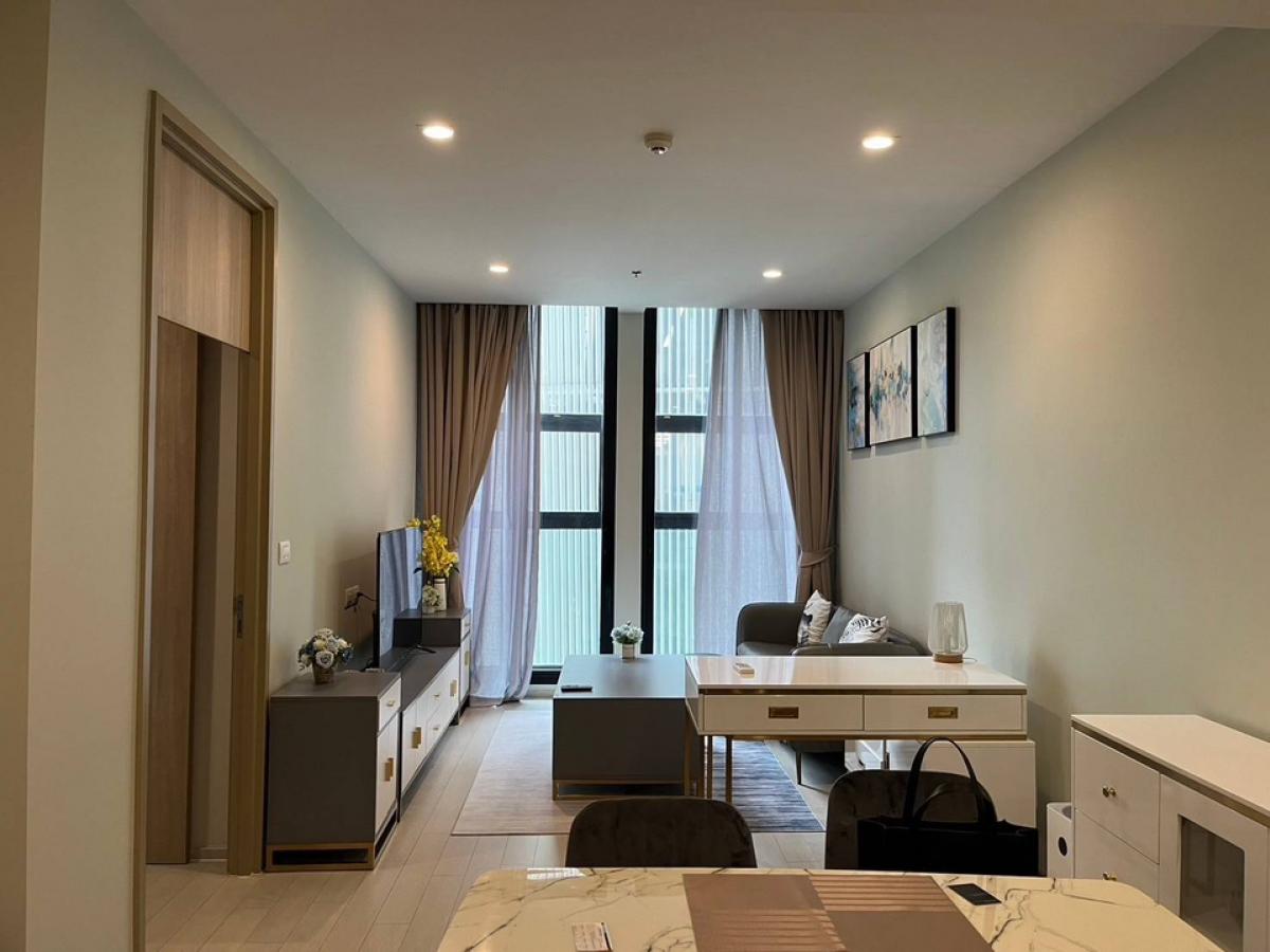 ให้เช่าคอนโดวิทยุ ชิดลม หลังสวน : Noble Ploenchit 1 Bedroom (Big room)