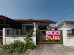 For SaleTownhouseSriracha Laem Chabang Ban Bueng : The Valley Bowin Townhouse, corner room in the middle of the city, next to Road 331, near many industrial estates.