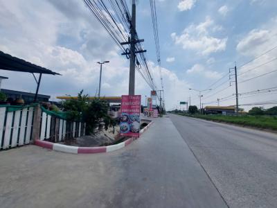 For SaleLandLampang : Land for sale, next to Sukprayoon Road, 3 rai 3 ngan, suitable for commercial use.