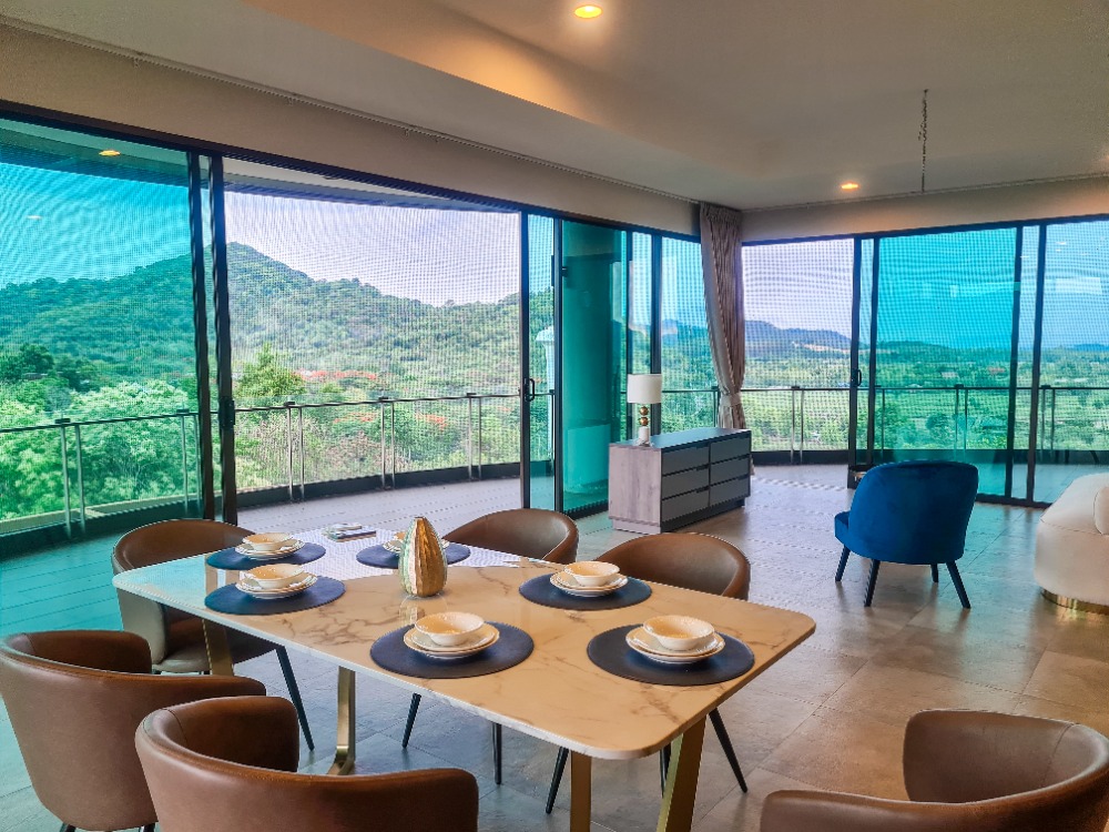 For SaleCondoPak Chong KhaoYai : The owner is selling his own penthouse in Khao Yai, built on a mountain, with the most beautiful view.