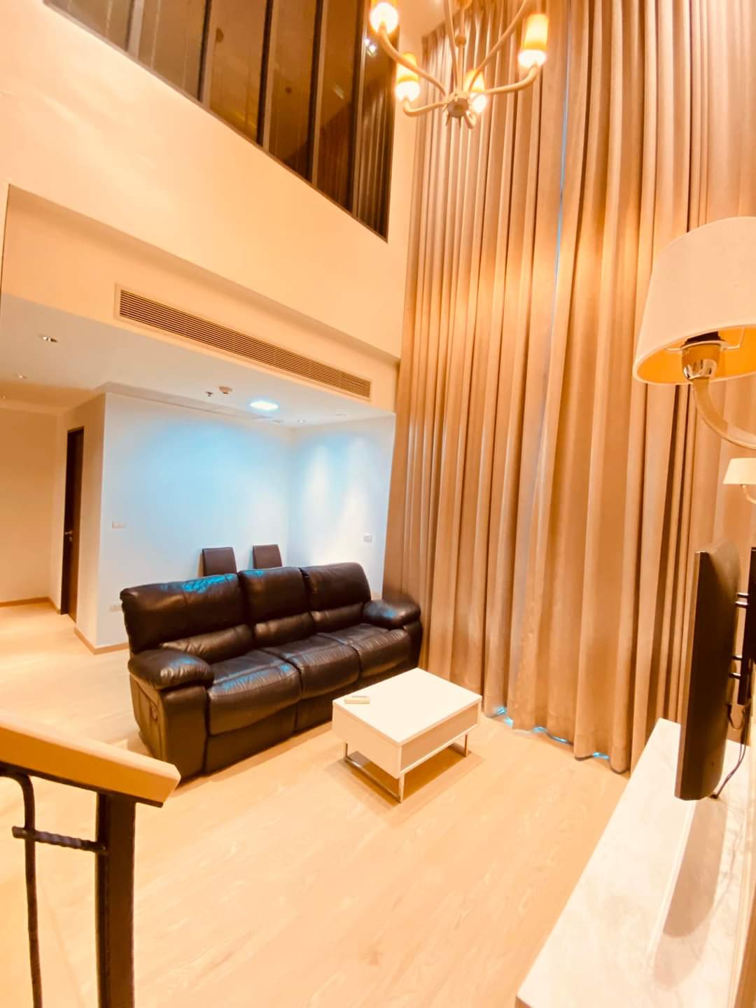 ให้เช่าคอนโดราชเทวี พญาไท : High Floor Duplex Room Pyne By Sansiri 2bed2bath 77 sqm Fullyfurnish 45,000 -