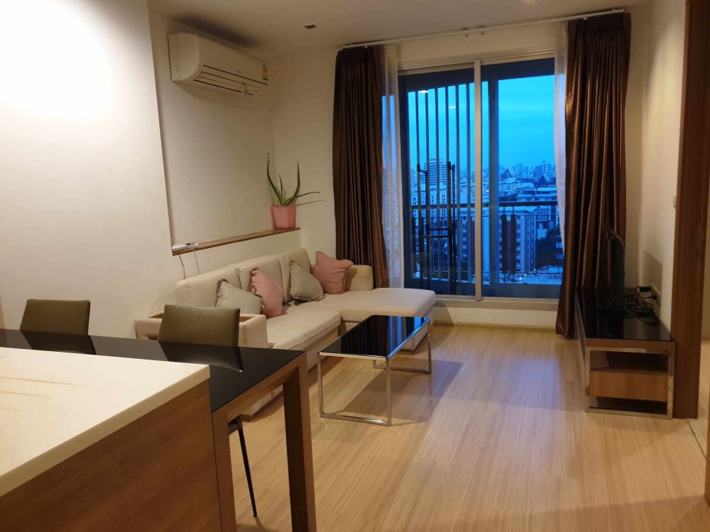 For RentCondoRatchadapisek, Huaikwang, Suttisan : 💖Condo for rent 🔥 Rhythm Ratchada - Huaikwang 🔥 next to the MRT Huai Khwang Station 🚅