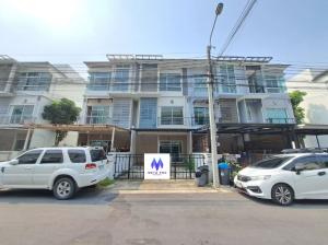 For SaleTownhouseLadkrabang, Suwannaphum Airport : 3-story townhome for sale, The Metro - Rama 9, near Airport link Hua Mak.