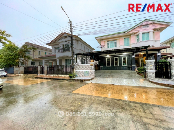 For RentHouseSamut Prakan,Samrong : House for rent Nantawan Srinakarin-Wongwaen Next to Kanchana Ring Road Complete with all new furniture and appliances. Near schools and department stores