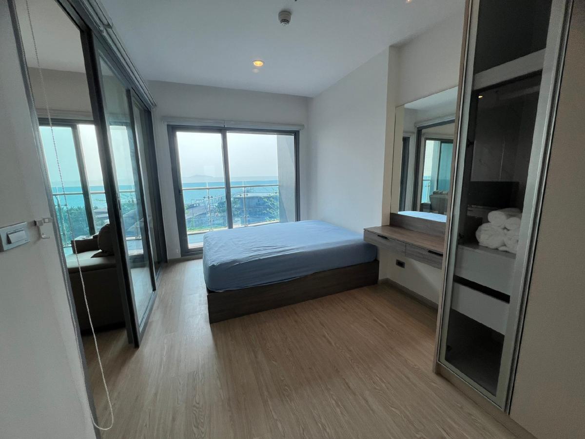 For RentCondoSriracha Laem Chabang Ban Bueng : For rent, new room, just bought, beautiful sea view, 360 degrees of sea, 1 bedroom, 1 bathroom, the best place to live, the most beautiful room, the best view, the sea is just in front of the room, the sea view is straight in front of the room, never rent