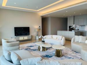 For RentCondoWitthayu, Chidlom, Langsuan, Ploenchit : The residence at Sindhorn Kempinski, the perfect life in the Lang Suan