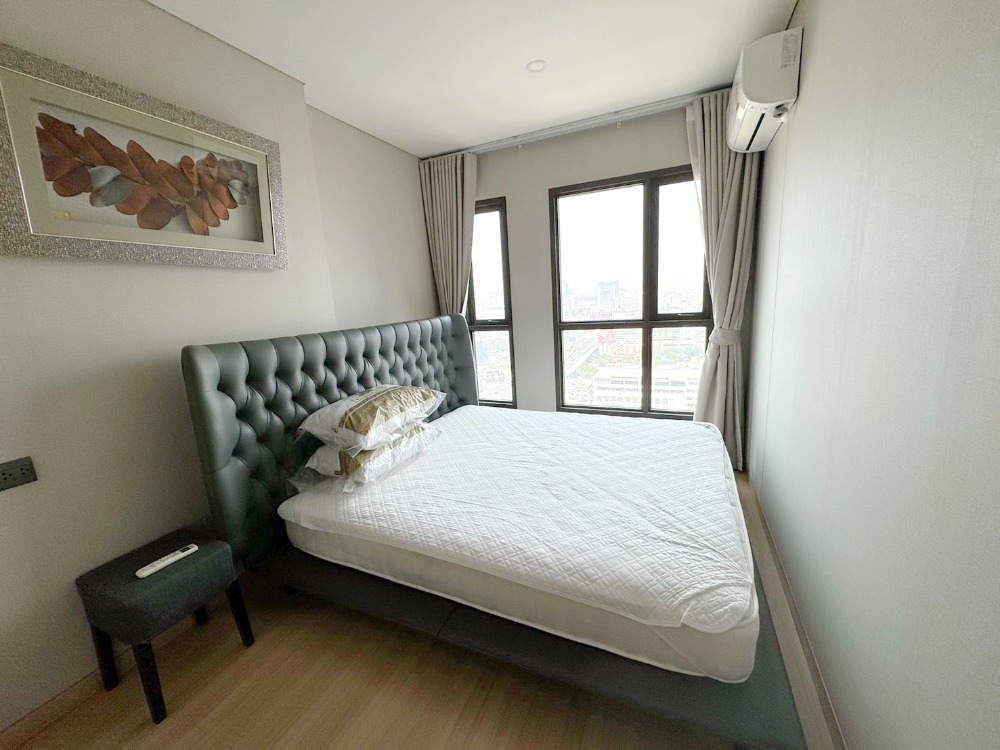 For SaleCondoRatchathewi,Phayathai : Condo for sale, Suite Din Daeng - Ratchaprarop, room ready to move in, next to the main road, in the heart of the city, 1 bedroom, size 28 sq m., complete with electrical appliances. Free transfer day expenses, beautiful room, good view, convenient travel