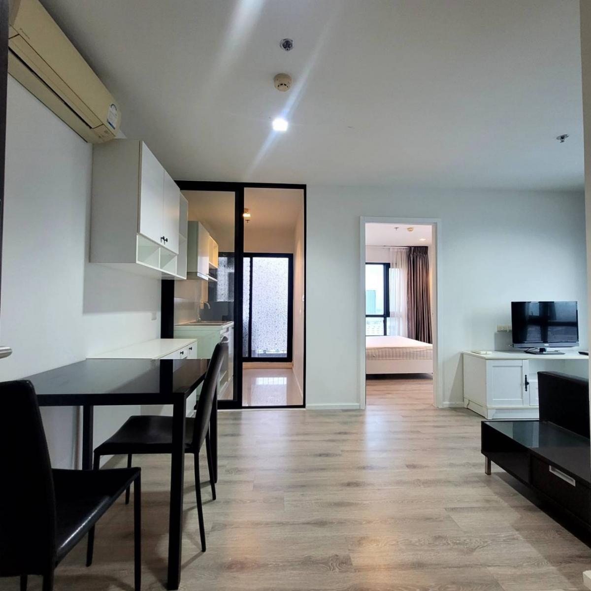 For SaleCondoBangna, Bearing, Lasalle : 📣Urgent sale❗️Condo Knightsbridge Bearing🏢 Near BTS Bearing 450M.🚆 Open view🍃With complete furniture and appliances Ready to move in 35.2 sq.m. Only 2.80 million baht🔥🔥