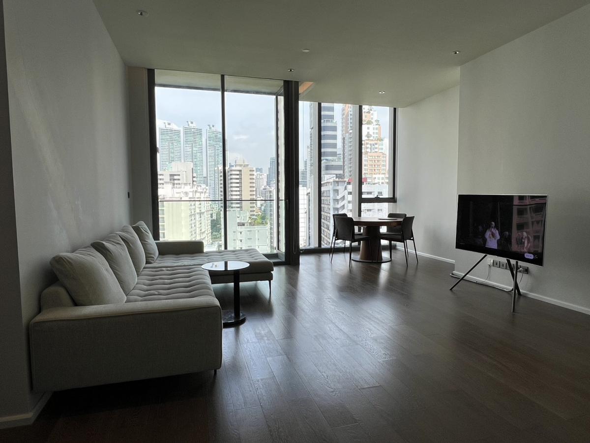 For RentCondoSukhumvit, Asoke, Thonglor : For rent Kraam sukhumvit 26 FURNIshed 2bedroom 2bathroom 111sqm rent 120,000 per month rainy081 8895470