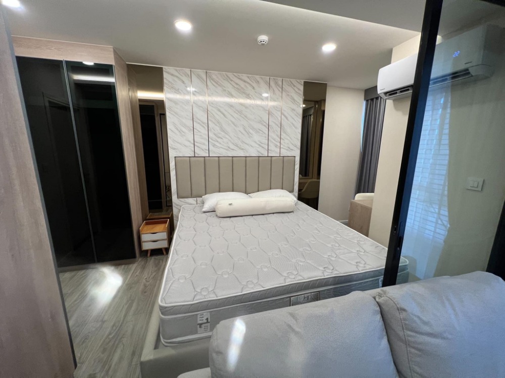 For RentCondoOnnut, Udomsuk : For rent IKON Sukhumvit 77 1 Bedplus 2 wardrobes, On Nut area project, next to People park, near BTS On Nut, shuttle bus, good common area, beautiful room, fully furnished, ready to move in