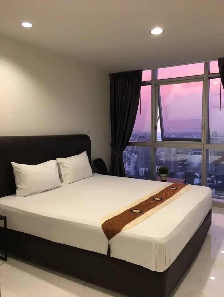 For RentCondoSukhumvit, Asoke, Thonglor : WFDT103 For Rent Waterford Diamond Sukhumvit 30/1, 44th Floor, City View 61.28m2 2 bed 1 bath 30,000 baht 064-878-5283