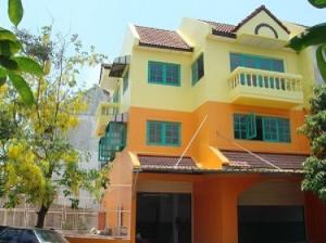 For SaleShophouseNonthaburi, Bang Yai, Bangbuathong : Shophouse, 2 units, 3 floors, corner room, Phayathai Village Village, Soi Wat Ku, near Pak Kret Market, 800 meters, 39 square wah.