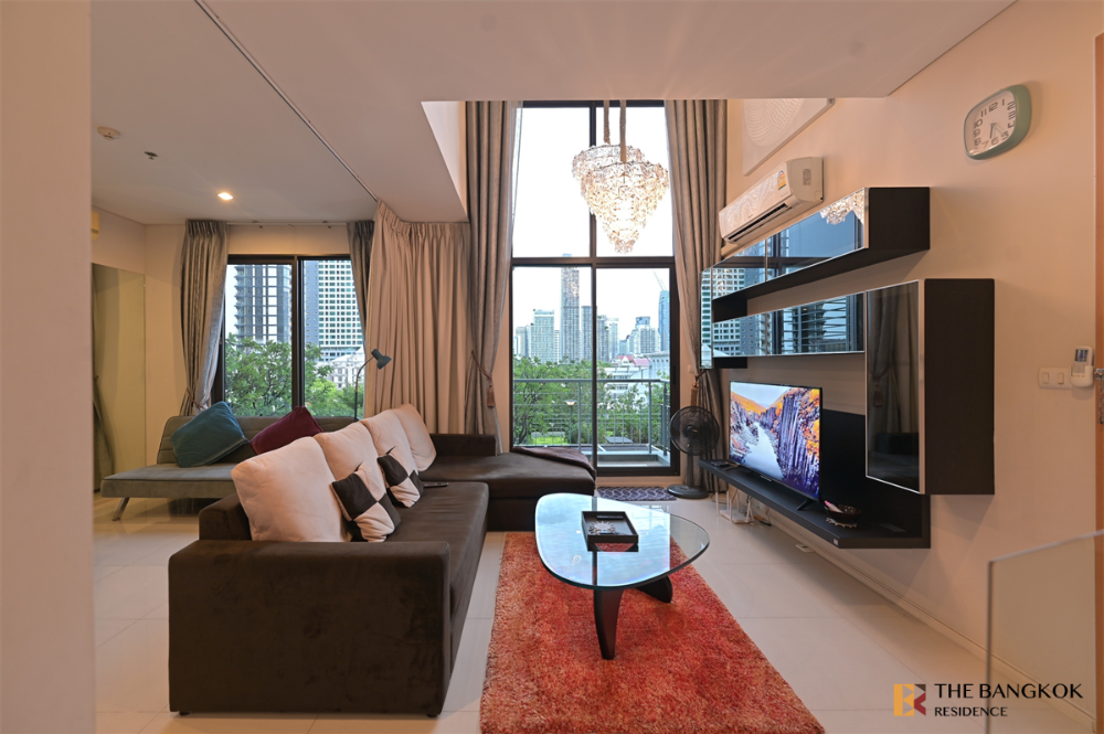 ให้เช่าคอนโดพระราม 9 เพชรบุรีตัดใหม่ RCA : 🌟 เช่าด่วน Villa Asoke , Duplex 1 ห้องนอน 2 ห้องน้ำ ขนาด 80 ตร.ม. MRT เพชรบุรี 40,000 บาท