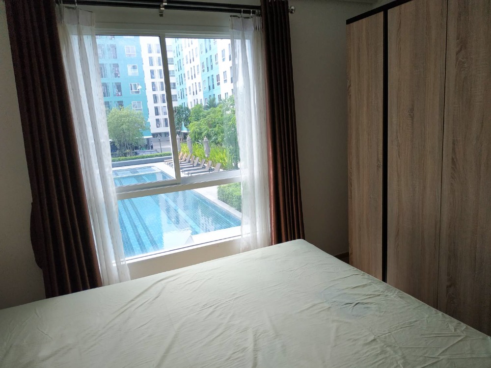 For RentCondoPinklao, Charansanitwong : For rent: UNIO Charan 3 (Studio), Building J, 2nd floor, full swimming pool view, some furniture, near MRT Tha Phra