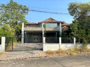 For SaleHouseRama 2, Bang Khun Thian : Large detached house for sale, Phet Wongwaen Project, next to Kanchanaphisek Road, Rama 2, convenient travel.