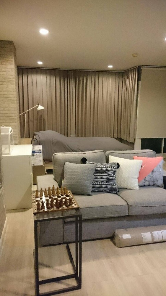 For SaleCondoSilom, Saladaeng, Bangrak : 🔥🔥 Urgent sale Condo Surawong City Resort (Surawong City Resort) 🚩 BTS Chong Nonsi, MRT Sam Yan, price 5.6M, 1 bedroom, 1 bathroom, area 56 sq m.