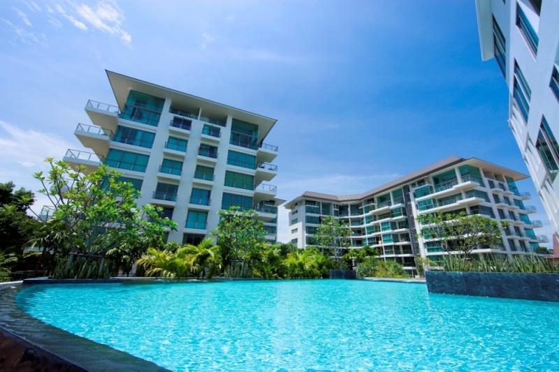 For RentCondoPattaya, Bangsaen, Chonburi : Condo The Sanctuary Wong Amat 100Sqms. 2Bed2Baths for rent