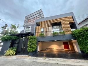 For SaleHouseOnnut, Udomsuk : Single house, pool villa for sale Modern Loft Style, Sukhumvit 71, Soi Pridi Banomyong 26.