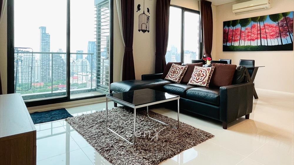 For SaleCondoRama9, Petchburi, RCA : Condo for sale, next to MRT Phetchaburi, Villa Asoke, Condo near MRT. Duplex.