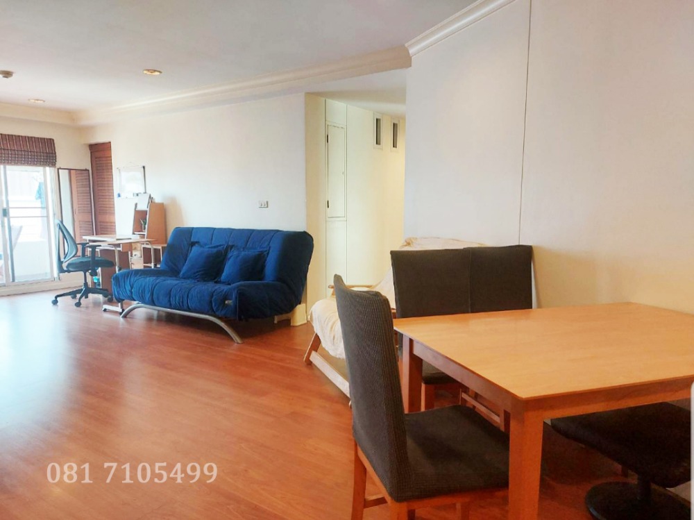 For SaleCondoRama3 (Riverside),Satupadit : Condo for sale Lumpini Suite Ratchada-Rama 3, can walk to Central Rama 3, spacious room, very nice, 3 bedrooms, 2 bathrooms.