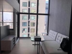 For RentCondoRama9, Petchburi, RCA : Chewathai Residence Asoke, loft duplex room for rent 20k/month 📌📌📌📌