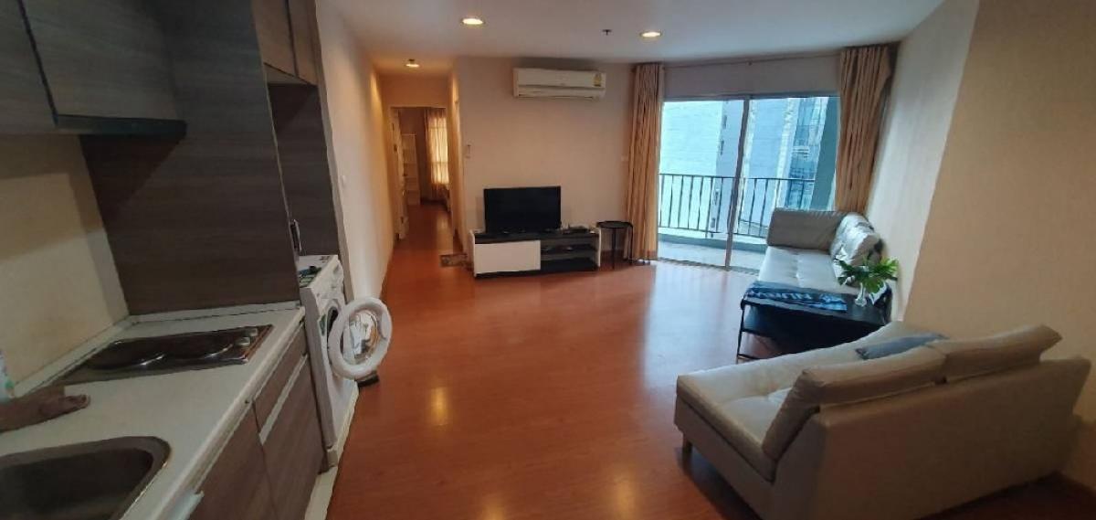 For RentCondoRama9, Petchburi, RCA : Available for rent, 1 bedroom, 49 sq m., living room and wide balcony ** Belle Grand Rama 9 Condo.