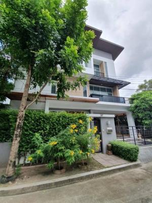 For RentHousePattanakan, Srinakarin : Single house for rent Nirvana Beyond Lite Rama 9-Krungthep Kreetha Soi 32.