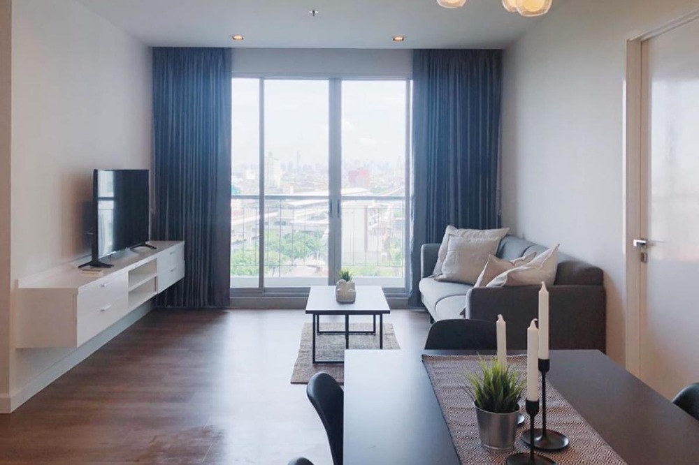 For RentCondoThaphra, Talat Phlu, Wutthakat : 💥🎉Hot deal. The Room Sathorn-Taksin [The Room Sathorn-Taksin] Beautiful room, good price, convenient travel, complete furniture, ready to move in immediately, make an appointment to see the room.